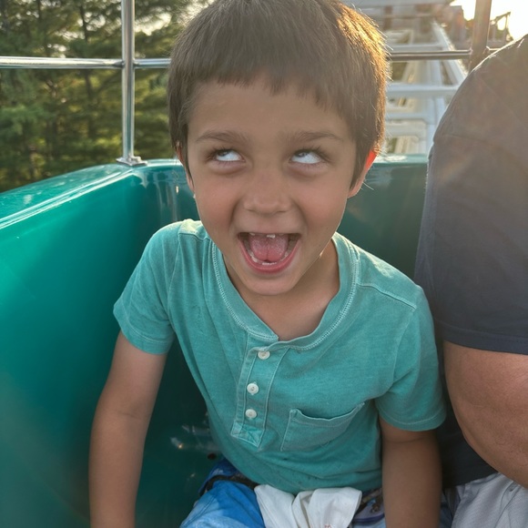 Meet your Posher, Kimberly - Picture 5 of 6